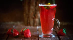 Пунш с мадерой и миндалем